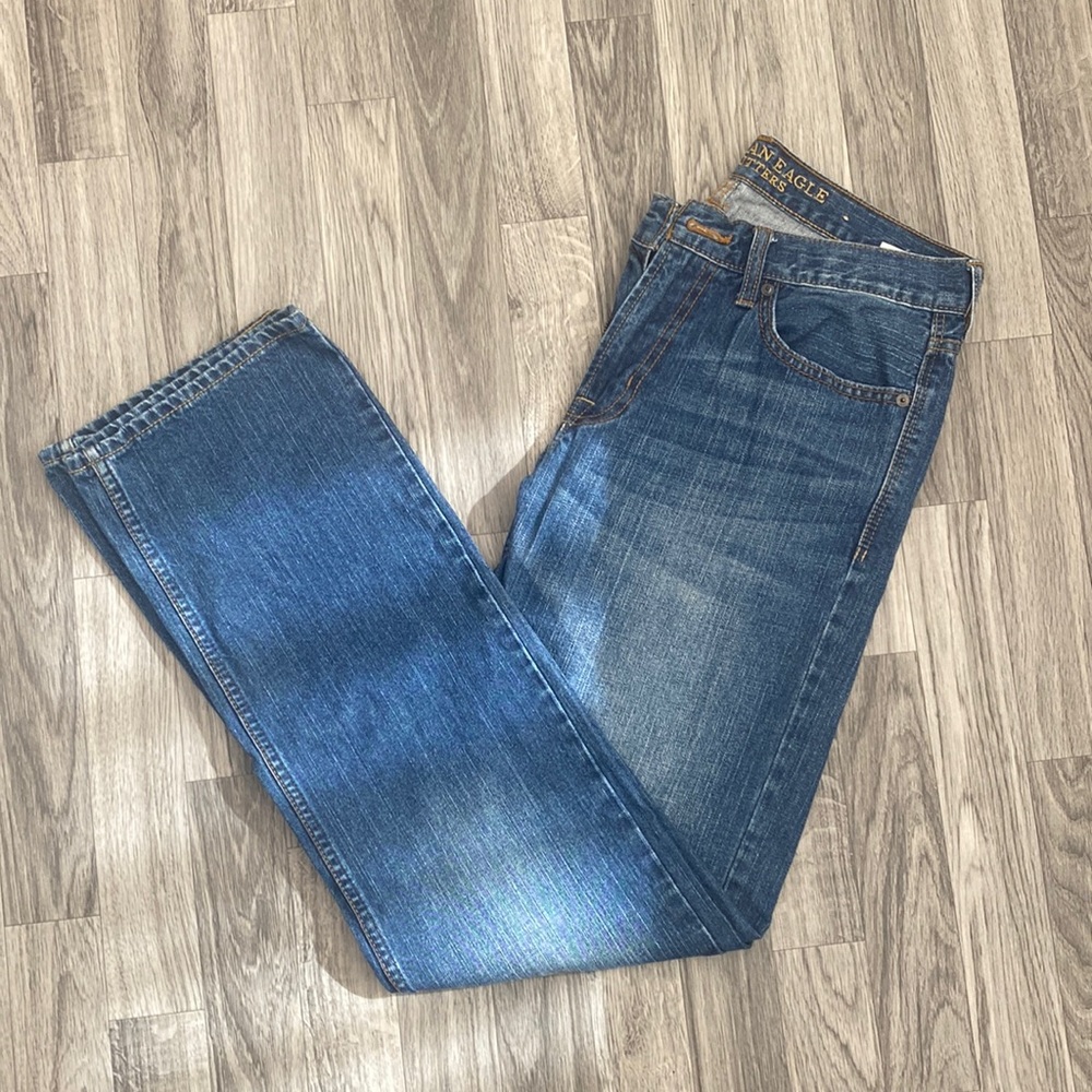 Amercian eagle original straight jeans. 30 x 34
